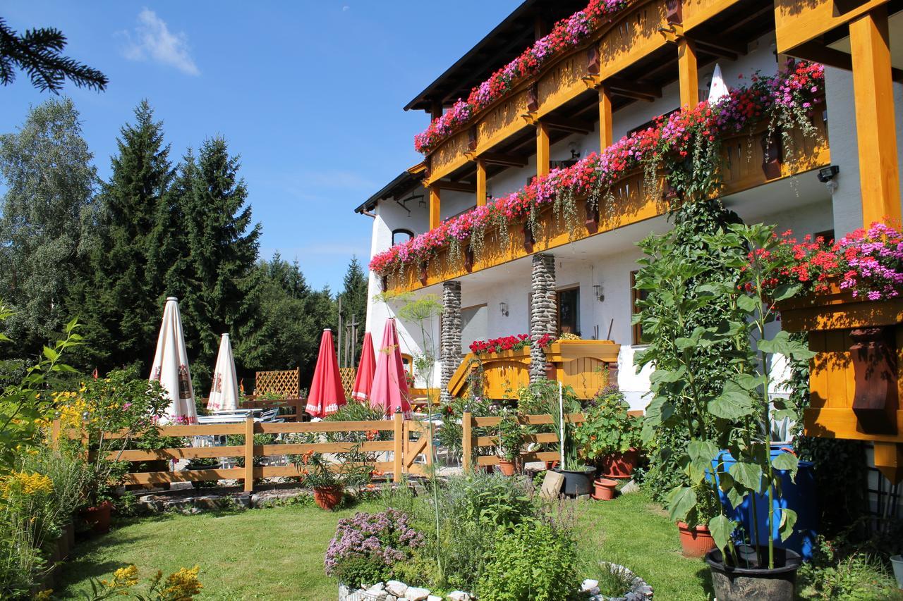 Kolmsteiner Hof Hotel Neukirchen beim Heiligen Blut Exterior foto