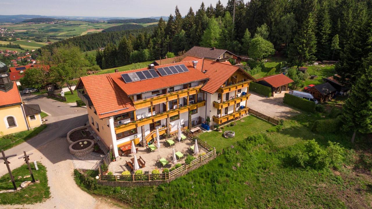 Kolmsteiner Hof Hotel Neukirchen beim Heiligen Blut Exterior foto